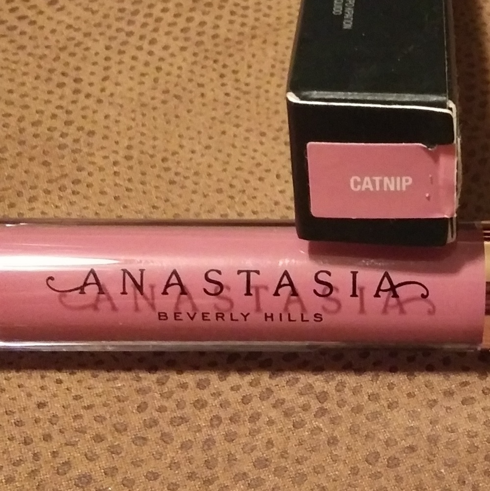 *sold* Bnib Anastasia Beverly Hills lipstick 💄